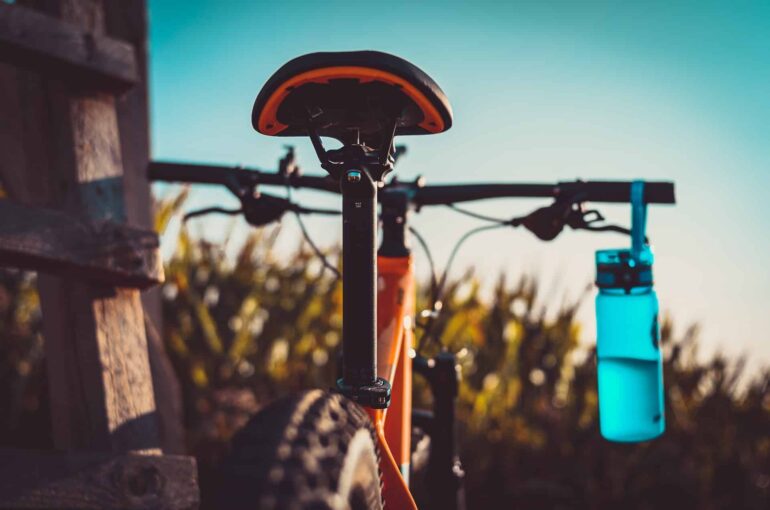 mountain bike hydration water bottle